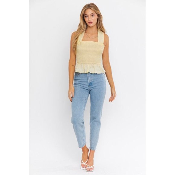 LE LIS SMOCKED PEPLUM WOMEN'S TOP - Picture 5 of 10